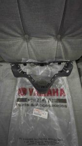 COVER HANDLEBAR UPPER 2 FOR AEROX 155 V2 (BBP-F6145-00) ORIGINAL YAMAHA GENUINE PARTS