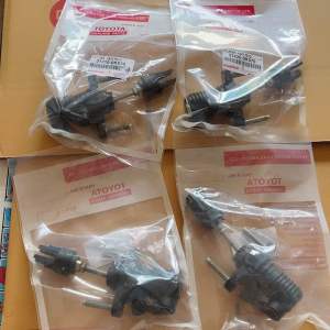 แม่ปั้มครัชบนรีโว้ TOYOTA REVO โตโยต้า รีโว้ (แท้ 100 %) REVO รีโว้ ดีเซล  ครัช