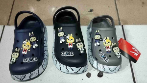 Sandal Baim anak laki-laki motif Labubu Goal anti slip tebal ringan