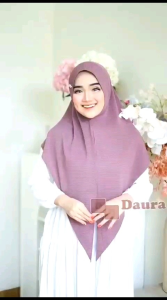 HIJAB NAURA SEGITIGA INSTAN BAHAN JERSEY BALERINA BY DAURAGAMA