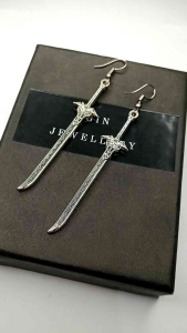 Anting Tindik Sword: Desain Unik & Bahan Berkualitas