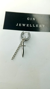 Anting Tindik Lil Sword: Desain Anting Tunggal & Aksesoris Tindik Unik