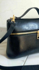 Tas Selempang Wanita: Ukuran Praktis & Desain Trendy