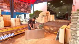 โต๊ะสเเตนเลส เกรด 430  บานพับสปริง