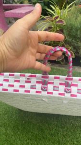 กระเบียนส่ายข้าวเหนียว กระเบียนทำจากพลาสติก คละสีคละลาย ได้พร้อมไม้พาย กว้าง 17 นิ้ว