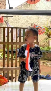 Bendera Merah Putih Tangan Kain Isi 10 Pcs Gagang Pegangan