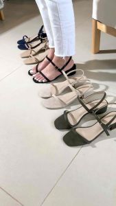 Keith 1.5 inches heels by Geulia Heels for Women in Black