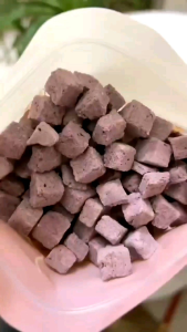 {150gram/Pack} MEOWMAU Freeze Dried Pet Food Beef Sweet Potato Cube / Pet Treats Kucing Makanan 宠物猫狗牛紫薯冻干