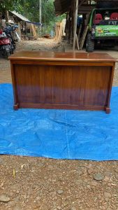 Meja Kantor Jati: Pilihan Terbaik untuk Meja Biro & Kerja