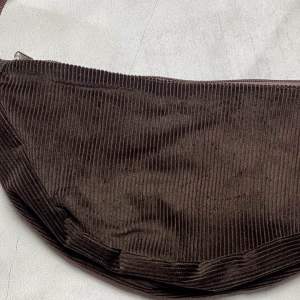 Tas Viral Corduroy Halfmoon & Tas Selempang Kekinian