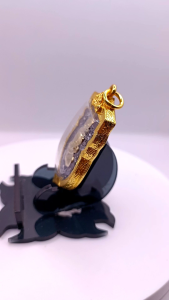 K249 หลวงปู่ทวด รุ่นนิรันตราย ปี 2559 วัดช้างให้ เนื้อทองแดง หน้ากากเงิน ตอกโค๊ด เลี่ยม กรอบพระ