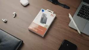 Mcdodo 10000mah 465 20w Battery Pack metal ultra-thin magnetic wireless power bank