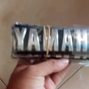 Emblem Yamaha RX King Warna Silver Sepasang Kanan Kiri