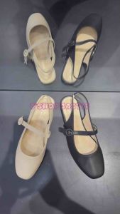 Sepatu Sandal Wanita Tali Tengah ST.YVES By Matahari Dept Store Sandal Ankle-Strap Pink Dan Putih Sepatu St.Yves Ukuran Eu 36-41 Sandal Laces Up Untuk Wanita - Lazada