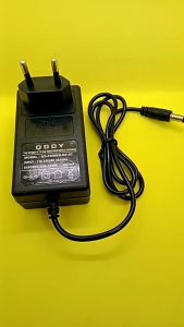 Adapter Charger QODY Model:QD-POWER-GF-01 15VDC 3000mA