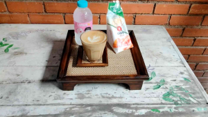 ถาดบัวหงายมีขาสีไม้ แบบเสื่อสานละเอียด ขนาด 8”*8  10”*10”  12”*12”