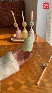 MINISO Reed Diffuser Pengharum Ruangan Aromaterapi Mewah Pewangi Ruangan Parfum Kamar Tidur Sewangi Aroma Scent Diffuser Kado Pernikahan Unik Bermanfaat / Flower Series Reed Diffuser