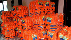 Rompi Jaket Pelampung Renang: Keamanan & Kenyamanan di Air