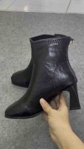 Giày Bốt Cao Gót Da Pu 7p| Boots ngắn mũi vuông thu đông 2025