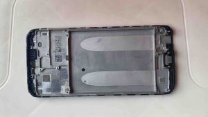 Frame LCD Redmi 8 Redmi 8A Original / Tulang Tengah Tatakan LCD Redmi 8 Redmi 8A Original