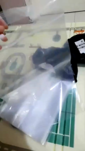 PLASTIK HANDLE KLIP / 1 Pack (isi 100 lembar) Transparan / plastik baju / belanjaan / packing / produk / shoping / packing / shipping bag / kemasan / zipper / pond / plastik plong