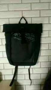 Ransel Asus ROG BP4701Gaming Backpack Bawaan Laptopnya