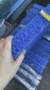 Matala ใยหยาบ Filter Floss มาทาร่า ผลิตจากเม็ตพลาสติก ซึ่งเป็นเครื่องดื่มที่ใช้ช่องกรองบ่อปลาแบบแข็ง ตัดขนาด 50x50x5 cm