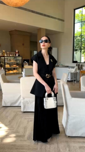 #9028-2 Set กั๊กสูทกระดุมทองหน้า + กระโปรงยาวอัดพลีท + เชือก + เข็มกลัด ชุดทำงานผู้หญิง ชุดออกงาน ชุดไปงาน ชุดสุภาพ Blazer vshop