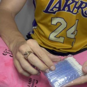 Lash Queen Disposable Lip Brush | 50 ชิ้น ลิปสติก แบบทิ้ง 6136 | กลิตเตอร์ น้ำพอร์ม แปรงที่ดี