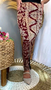 Desain Rok Wanita dengan Benang Cendana Premium