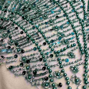 Bahan kain Tille/Kebaya Pengantin  Full payet batu saroski Premium motif Gelombang Payet tidak gampang copok/rusak di jamin bagus dan berkualitas mewah. Dekripsi ada di bawah👇