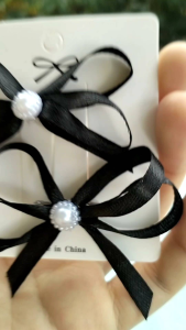 โบว์เข็มกลัดไว้อาลัย🖤☁️( คู่ 2 ชิ้น )