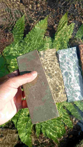Batu asah pisau Sadap