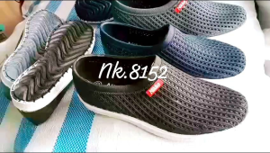 Sepatu karet murah merk nikko 8152 38-42