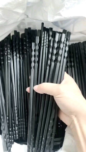 Combo 150 vỉ đũa nhựa đen cao cấp xoắn 2 đầu chống trơn (vỉ 10 đôi)