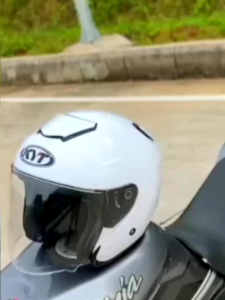 Helm KYT Kyoto Original 100% Gratis Stiker Warna Merah Hitam EMBOSS SNI Terlaris