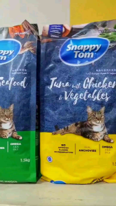 Thức ăn hạt khô Hạt Snappy Tom mix cá sấy cho mèo thơm ngon dinh dưỡng đủ vị.