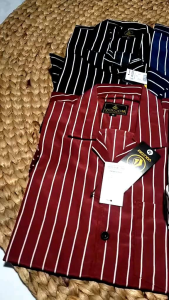 KEMEJA SALUR GARIS-GARIS STRIP PRIA LENGAN PENDEK