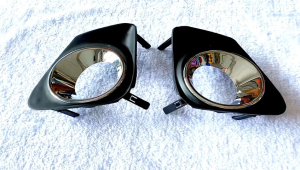 TOYOTA ALTIS ZRE142 2010 - 2014 FOG LAMP COVER / SPORT LIGHT COVER / BUMPER COVER (CHROME)