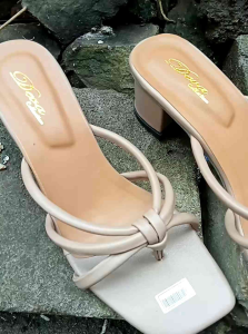 Sandal Heels Wanita Terbaru kekinian elegan 2023