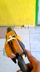 Mainan Kayu Freefire Jenis Golden Glare