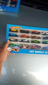 Mainan Mobil DieCast Hotwheel Metal Alloy 1 set isi 20pcs Bahan Besi Termurah