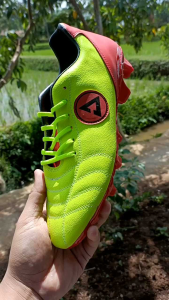 PROMO sepatu bola new aozora terbaru. sepatu bola pria terbaru. murah nyaman dipakai bahan kulit kangguru 100 %