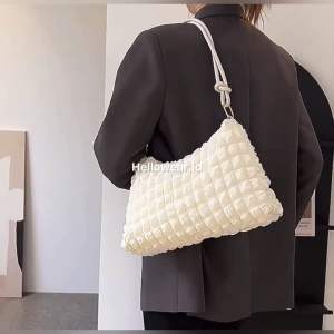 ORIGINAL KOREA PUFFY FOAM SLINGBAG TOTE BAG HANDBAG SLING BAG - TAS FASHION KOREA JEPANG TAS WANITA TAS SLEMPANG