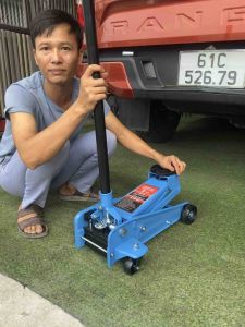 Kích cá sấu 3 tấn 1 piston thương hiệu Hitman