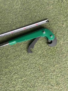 Kìm tháo móc tanh lốp xe tải 11m thép chắc chắn