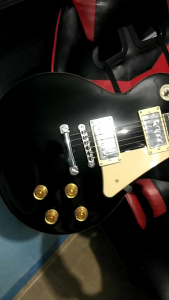 THOMSON LES PAUL