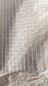 lưới chì ô vuông cao 50cm hoặc 1m dùng làm chuồng chim avi...