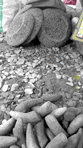 anakn cobek 100℅batu asli. tida luntur tidk berpasir