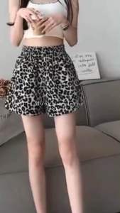 INT รวมแบบ กางเกงขาสั้น ลายเสือ งานฟรีไซส์ เอวเริ่ม 24-30นิ้ว สะโพก 40นิ้ว ความยาว 13นิ้ว งานฟรีไซส์​เหมาะกับSML